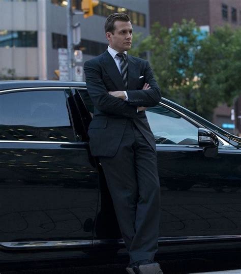 harvey specter belt suit.